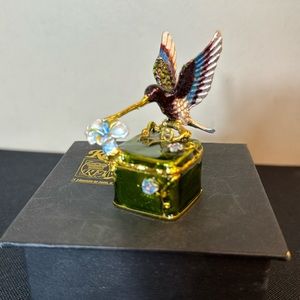 REGENCY FINE ARTS hummingbird trinket/jewelry box